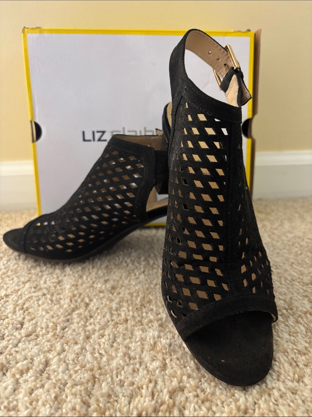 Liz Claiborne Black Cutout Peep-Toe Heel Sandals